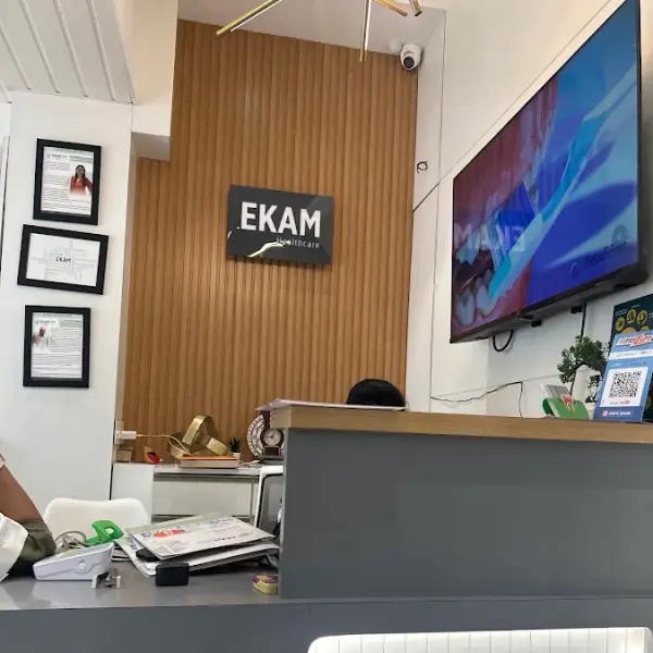 Dr Aakash Shingada