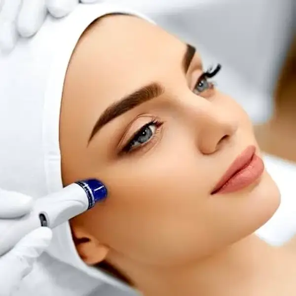 DR AESTHETICA