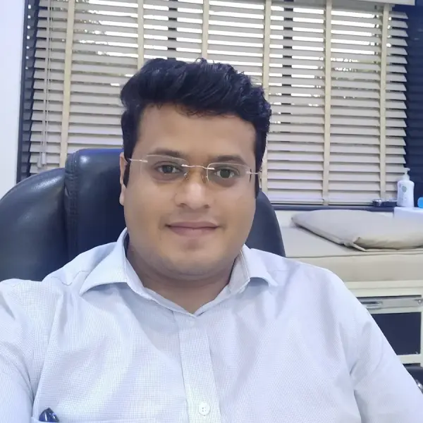 Dr Akshay Jadhav