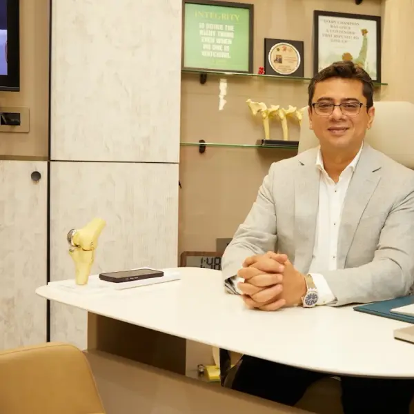 Dr Amyn Rajani