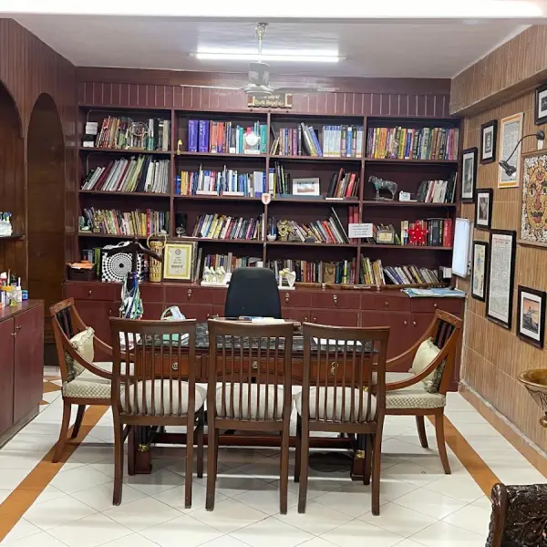 Dr Ankit Daral