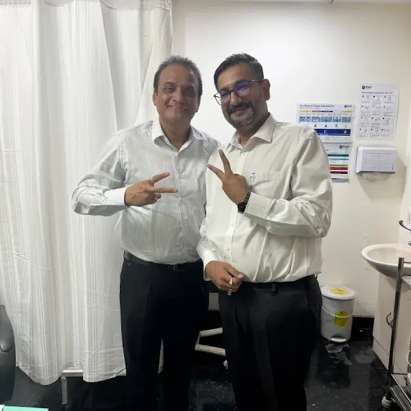 Dr Ashish Vashistha