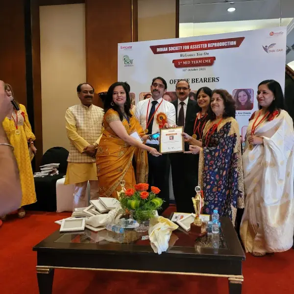 Dr ASTHA GUPTA