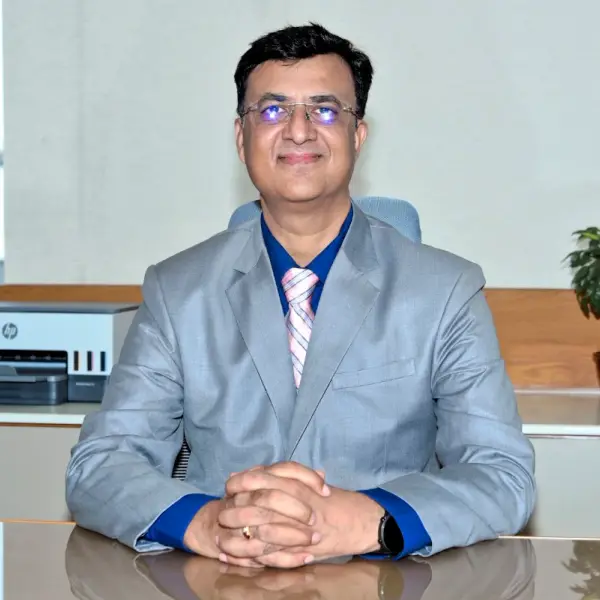 Dr Chirag Shah