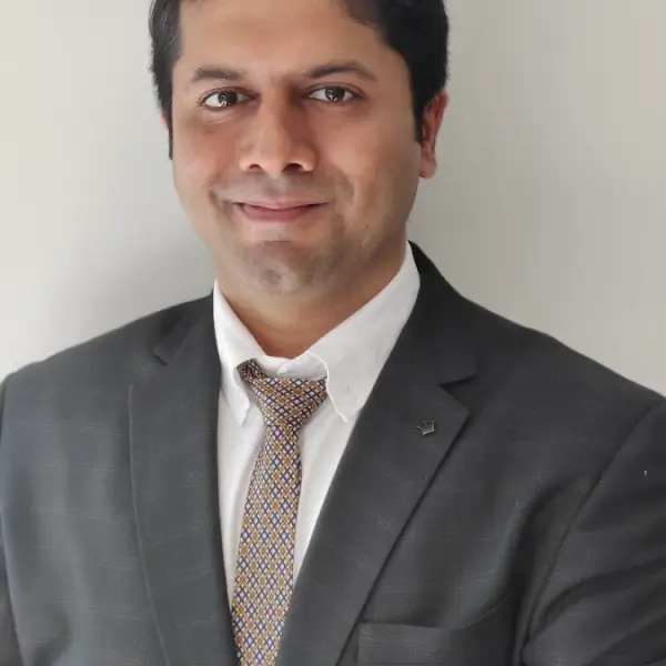 Dr Hardik Rajesh Shah