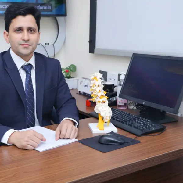 Dr Manoj Kumar
