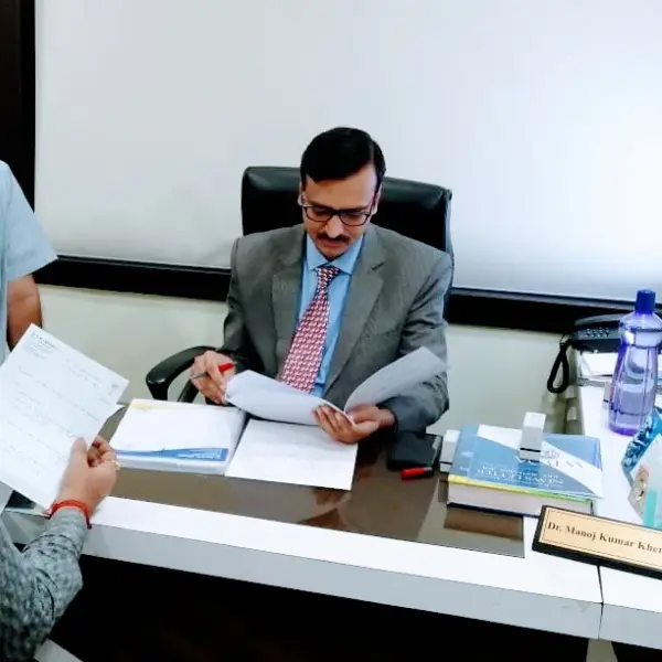 Dr Manoj Kumar Khemani
