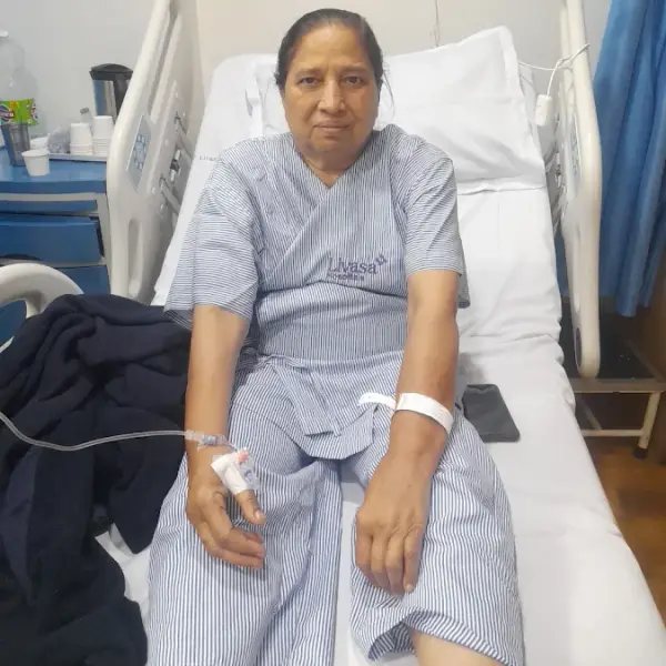 Dr Manuj Wadhwa