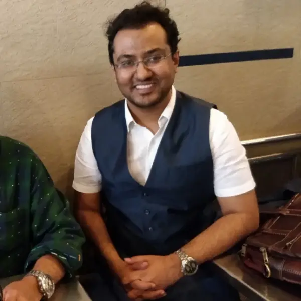 Dr Mundada