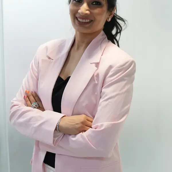Dr Nisha's Dental Care