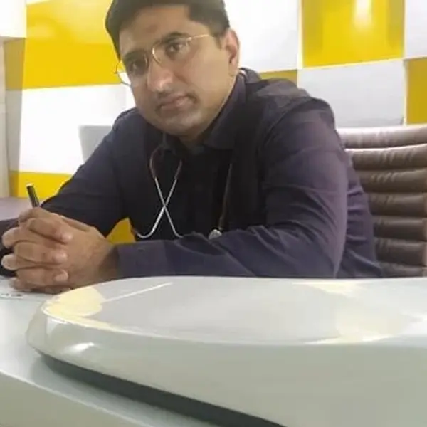 Dr Randhir Khurana