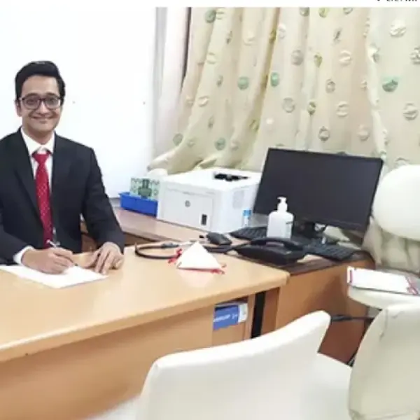 Dr Ruchit Shah