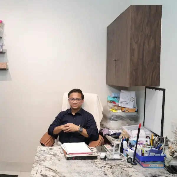Dr Saikat Sarkar