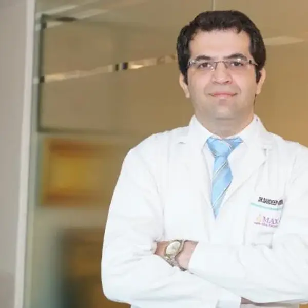 Dr Sandeep Arora