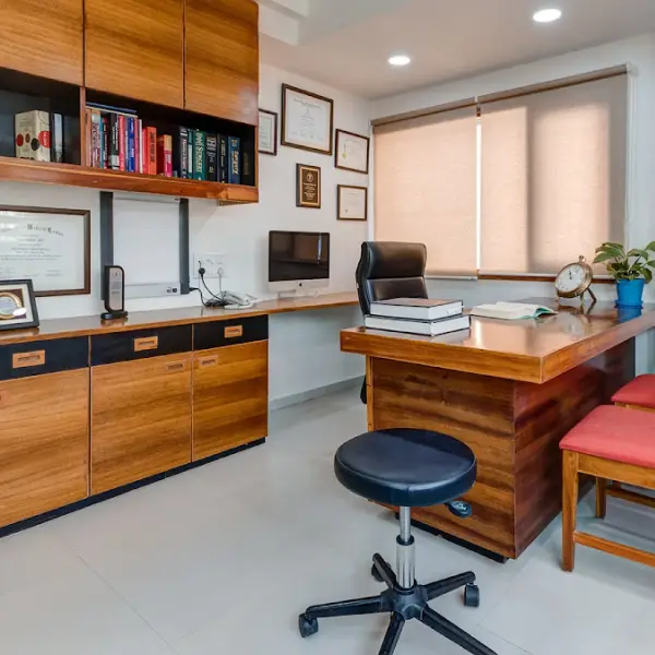 Dr Vishal Choksi