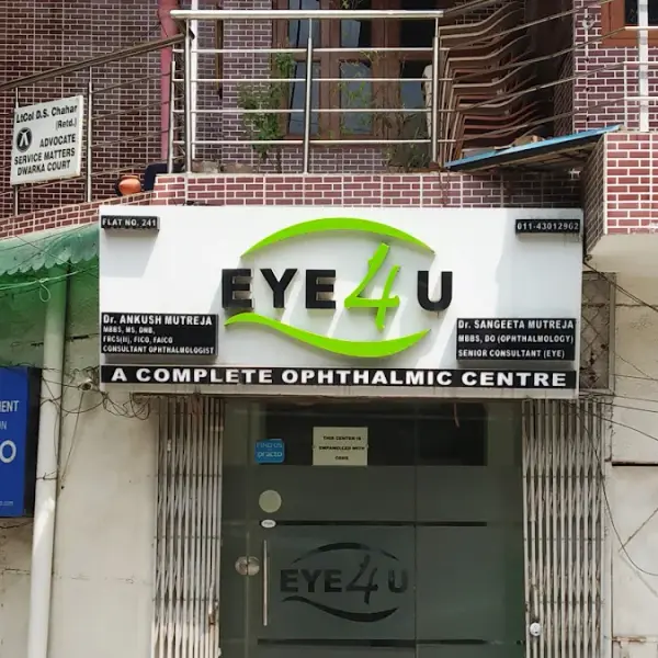 Eye 4 U