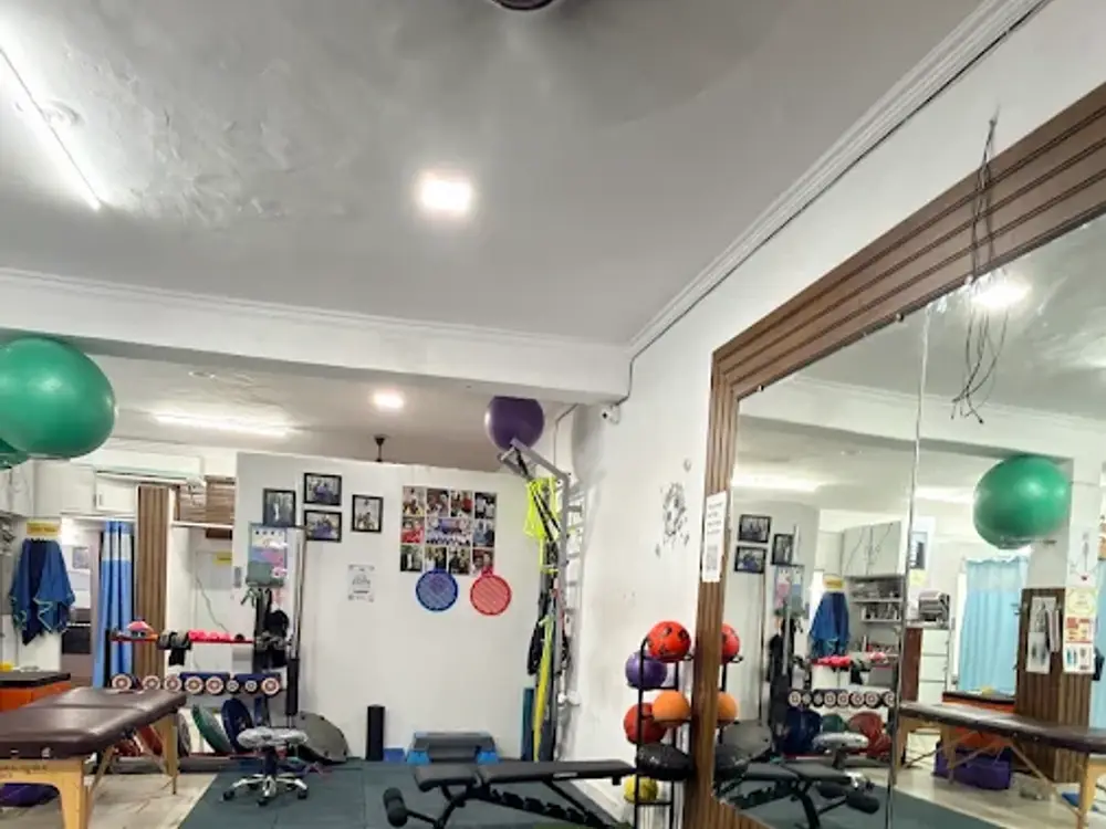 Ample Physiotherapy Clinic, Gujranwala Town, Delhi
