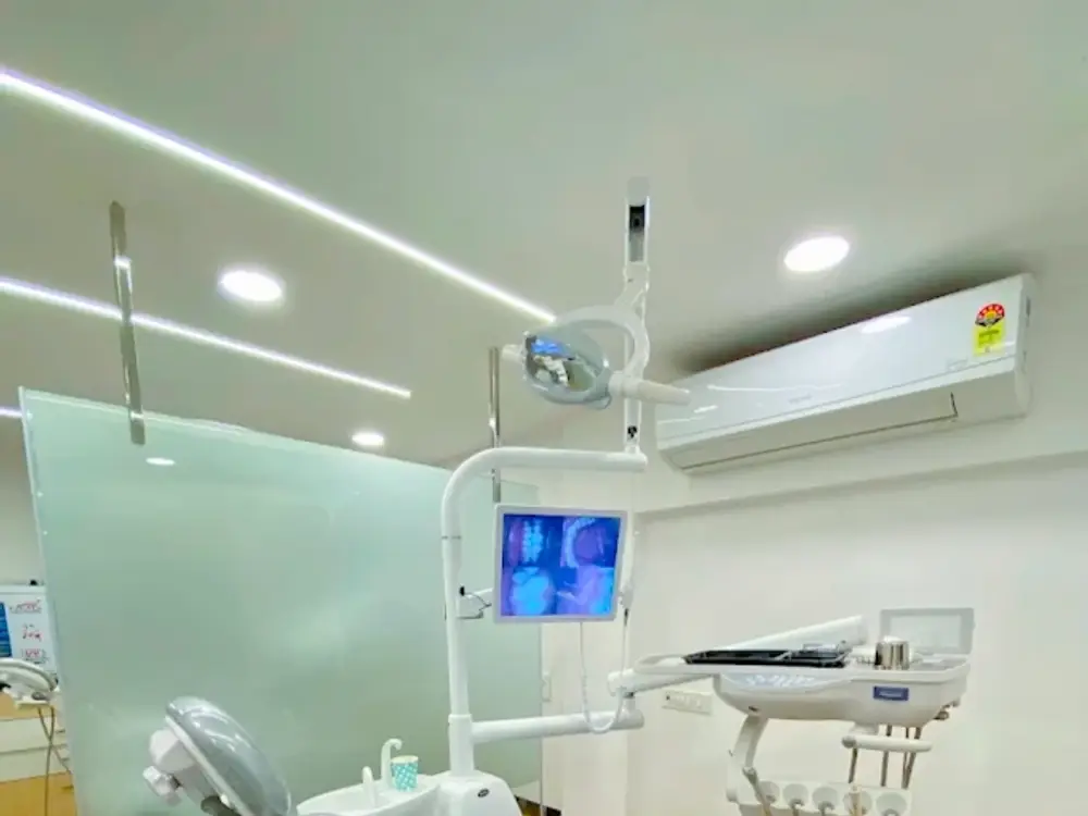 Dr. Vrushali's Dentrust Dental Clinic, Azad Nagar, Thane