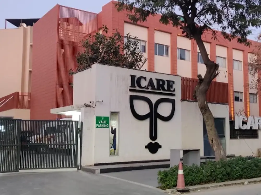 ICARE Eye Hospital & Post Graduate Institute, Sector 26, Noida