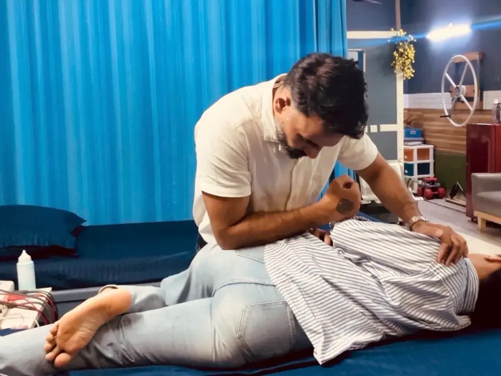 Joint Care Physiotherapy & Chiropractic Centre Greater Noida, Beta II, Noida