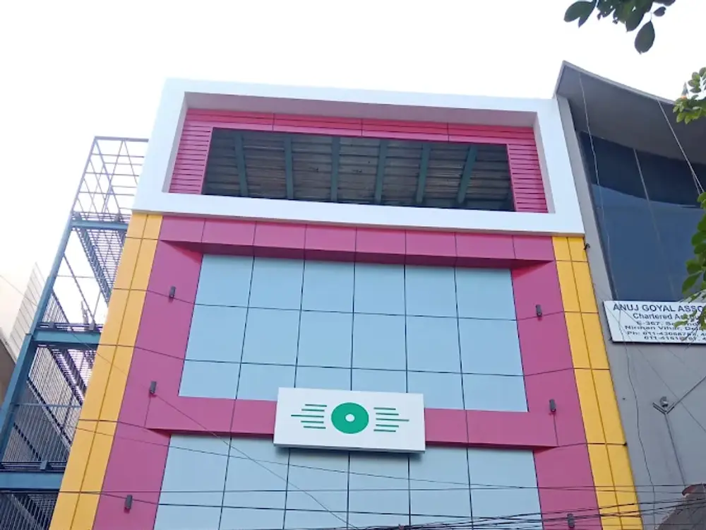 Khanna Eye Centre, Preet Vihar, Delhi