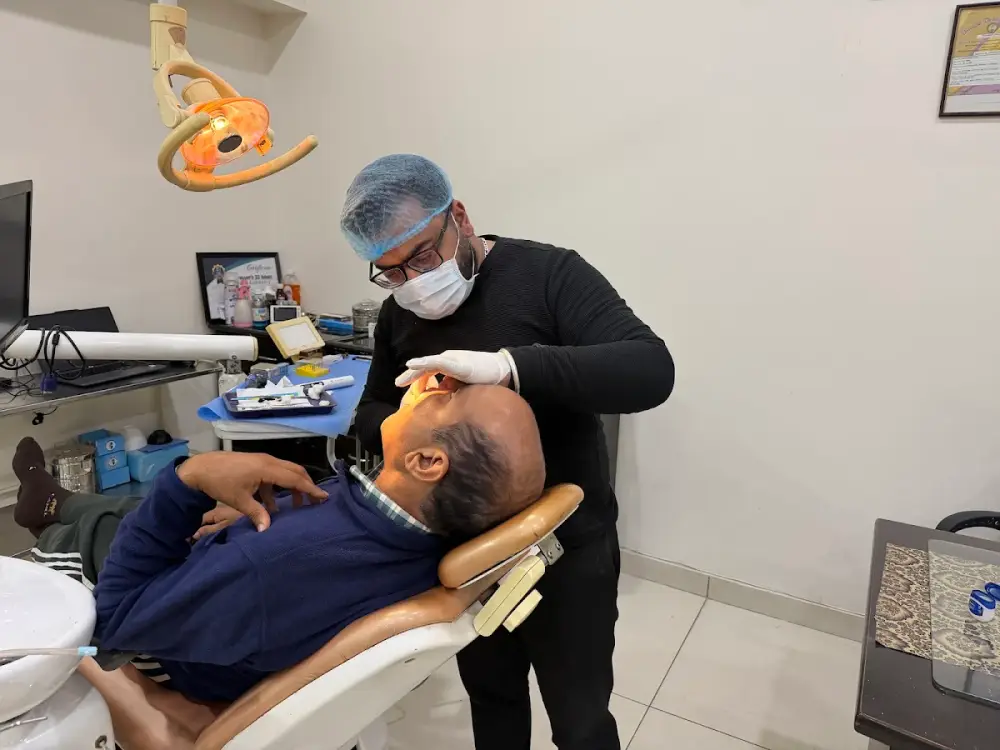 Maxcare Dental and diet clinic, Panchkula Extension, Panchkula