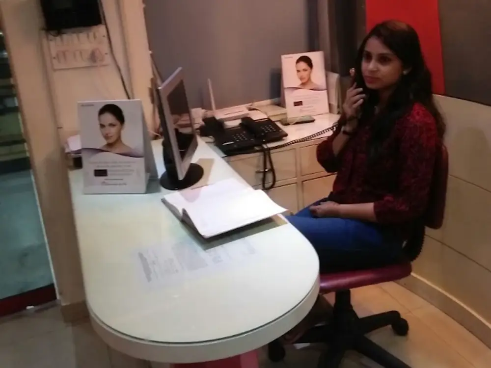 Newlook Laser Clinic, Sector 15A, Faridabad