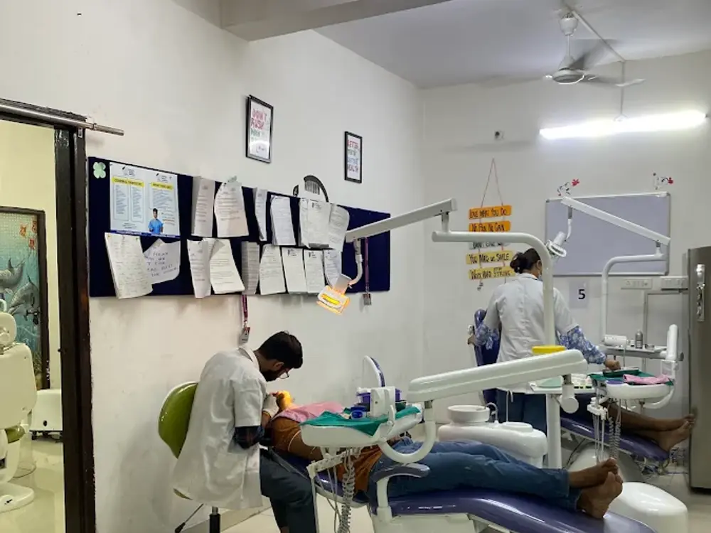 Paridhi Dental Institute, Sector 63 A, Noida