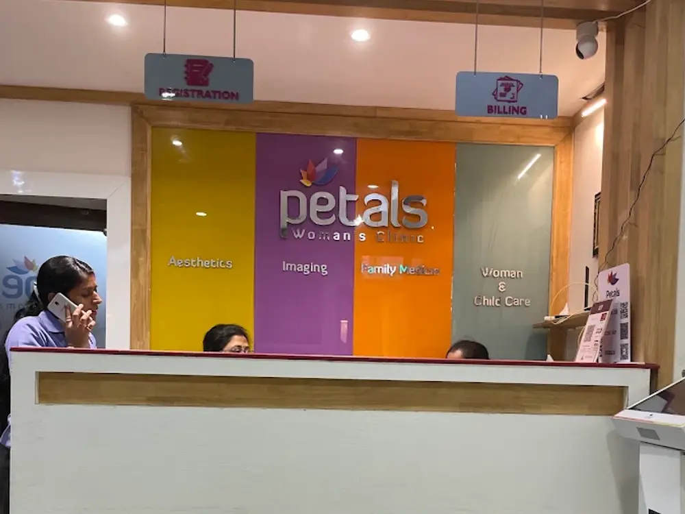 Petals Woman's Clinic, Elgin, Kolkata