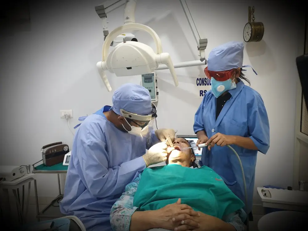 SMILE ART DENTAL CLINIC, Sector 15, Chandigarh