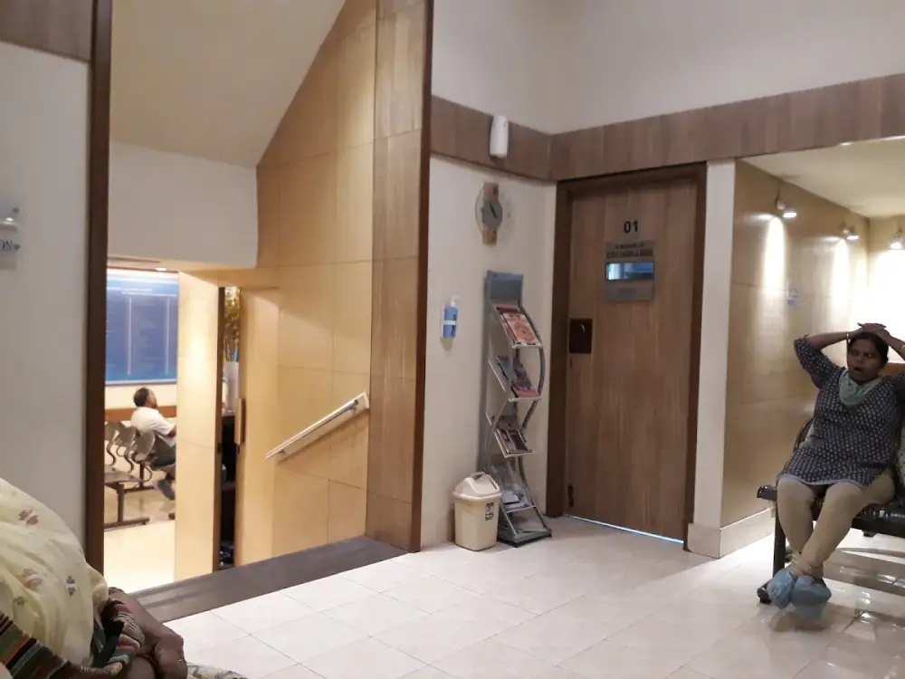 Sunetra Family Eye Care Centre, Santoshpur, Kolkata