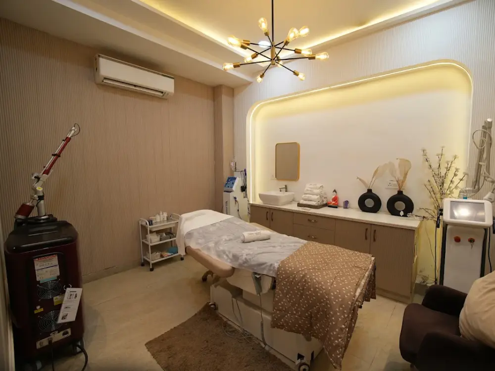 The One Skin Clinic, Sector 10 DLF, Faridabad