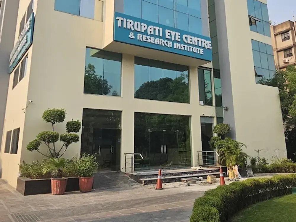 Tirupati Eye Centre, Sector 33, Noida