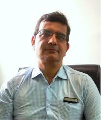 Dr Deepinder Kapoor